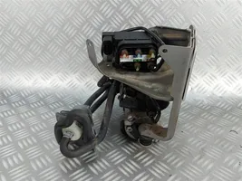 Mercedes-Benz S W222 Ilmajousituksen kompressoripumppu A2223200604