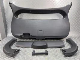 Mitsubishi Eclipse Cross Garniture de hayon intérieur 