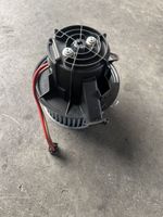 Mercedes-Benz E A207 Ventola riscaldamento/ventilatore abitacolo V7825001