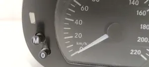 Mercedes-Benz Vito Viano W639 Geschwindigkeitsmesser Cockpit A6399001100