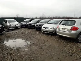 Toyota Verso Priekinis purvasargis 