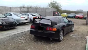 Toyota Celica T230 Pompa paliwa w zbiorniku 