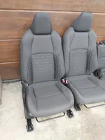 Toyota C-HR Inne fotele 