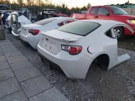 Subaru BRZ Tuulilasinpesimen nestesäiliö 