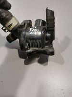 Toyota Yaris Boîtier de thermostat / thermostat 