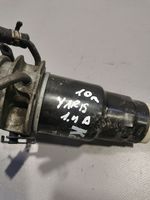 Toyota Yaris Staffa/supporto di montaggio del filtro carburante 