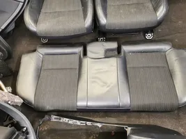 Toyota Auris E180 Seat set 