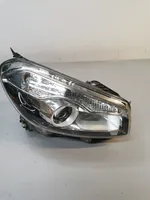 Nissan Qashqai+2 Lampa przednia 