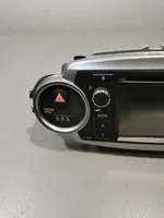 Toyota Yaris Unité principale radio / CD / DVD / GPS 861400D050