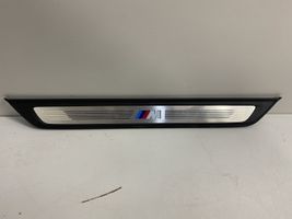 BMW 6 G32 Gran Turismo Slenksčių apdailų komplektas (vidinis) 8061034