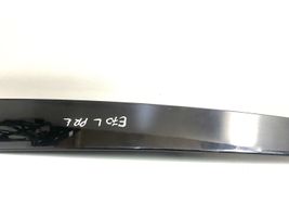 BMW X5 E70 Moulure de vitre de la porte avant 1234567