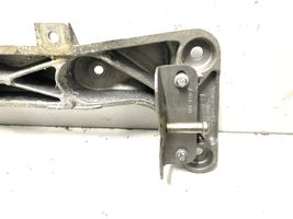 BMW 4 F32 F33 Supporto di montaggio scatola del cambio 6796611