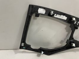 BMW X1 E84 Kita centrinė konsolės (tunelio) detalė 8049409