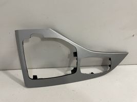 BMW X1 E84 Kita centrinė konsolės (tunelio) detalė 8049409