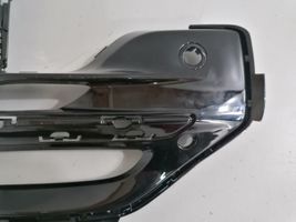 BMW X5 G05 Etupuskurin alempi jäähdytinsäleikkö 8092687