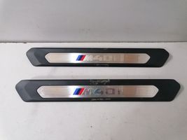 BMW X4M F98 Zestaw listew progowych (wewnętrznych) 8089579