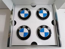 BMW 8 G15 Mozzo/copricerchi/borchia della ruota R12 6850834