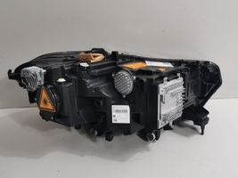 BMW X6M G06 F96 Lampy przednie / Komplet 5A279B2