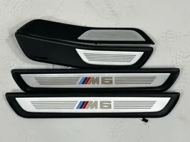 BMW 6 F06 Gran coupe Garniture de protection de seuil intérieur 8053571
