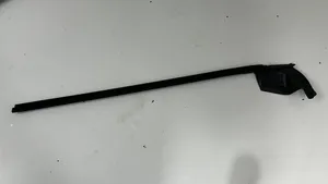 BMW i8 Priekinė sandarinimo guma ant kėbulo 7457961