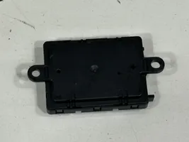 BMW 3 F30 F35 F31 Citu veidu instrumenti 9338800