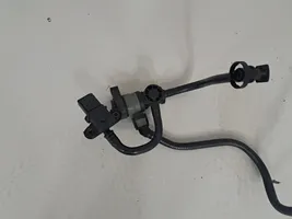 BMW 3 F30 F35 F31 Variklio pagalvės vakuuminis vožtuvas 7636155