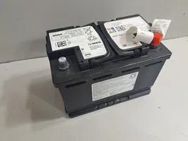 BMW 7 G70 Batteria 9381780