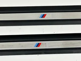 BMW 4 F32 F33 Zestaw listew progowych (wewnętrznych) 8054525