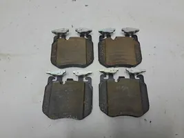 BMW X7 G07 Brake pads (front) 6889581