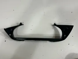 BMW X6 F16 Instrumentu paneļa dekoratīvā apdare 9256098