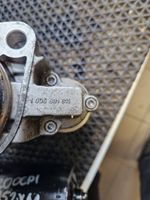 Volkswagen PASSAT B6 Starter motor 1005831311