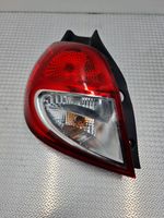 Renault Clio III Luz trasera/de freno 8200776048