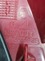 Renault Clio III Galinis žibintas kėbule 8200886925