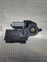 Audi A4 S4 B7 8E 8H Takaoven ikkunan nostomoottori 9700105991204