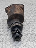 Volkswagen Sharan Alipainepumppu 028207A