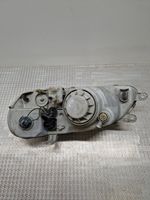 KIA Carnival Lampa przednia 0K55251020