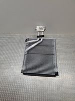 Volkswagen Touareg II Gaisa kondicioniera radiators (salonā) 7P0820679A