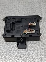 Renault Clio III Module confort 8201054128