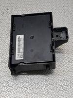 Renault Clio III Module confort 8201054128