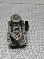 Volkswagen Golf VII Intake manifold valve actuator/motor 51500204