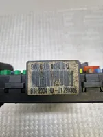 Citroen C4 I Picasso Module de fusibles 9661940480