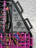 Audi A8 S8 D3 4E Module de fusibles 8D1941824