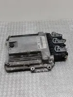 Renault Laguna III Sterownik / Moduł ECU 8200946162