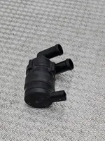 Porsche Cayenne (92A) Pompe de circulation d'eau, chauffage auxiliaire Webasto 7P0820409