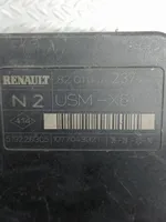 Renault Kangoo II Sulakemoduuli 8201044237