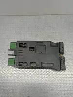 Mercedes-Benz Vito Viano W638 Module de fusibles 0005400650