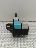 Toyota Aygo AB10 Module de fusibles 5605