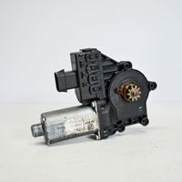 Opel Astra H Front door window regulator motor 