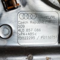 Audi Q7 4L Kita salono detalė 4L0857086