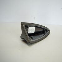 BMW 3 E90 E91 GPS Antenne 6988636